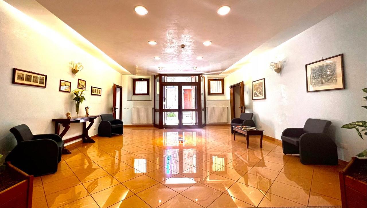 Nazareth Residence Viterbo Exterior photo